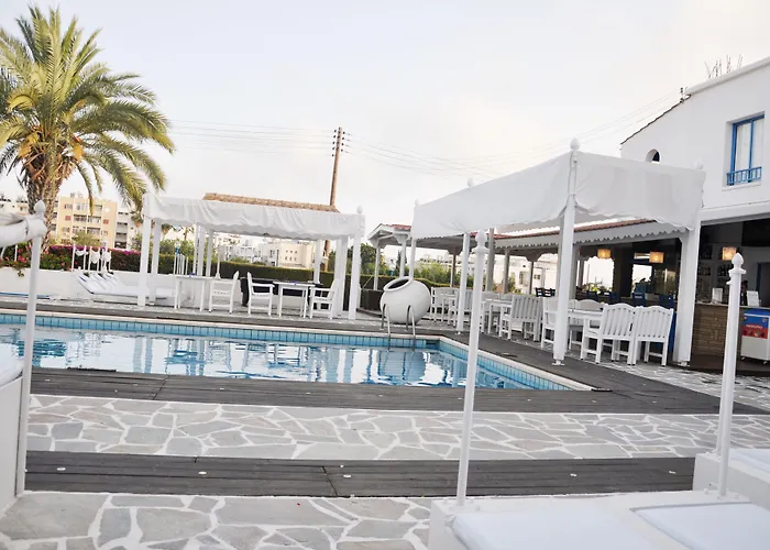 Tasmaria Aparthotel